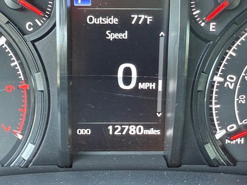 Used 2024 Toyota 4Runner SR5 Premium image 23