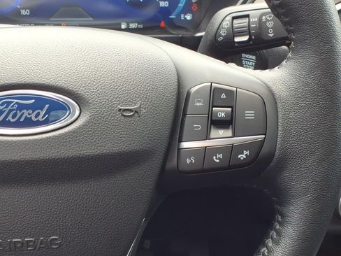 Used 2020 Ford Escape Titanium w/ Titanium Premium Package 2.0 AWD/4WD image 12
