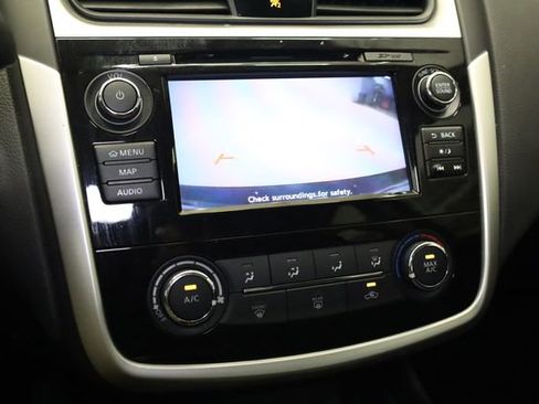 Used 2018 Nissan Altima 2.5 SR w/ SR Midnight Edition FWD image 22