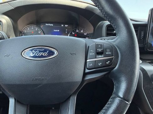 Used 2020 Ford Explorer XLT AWD/4WD image 7