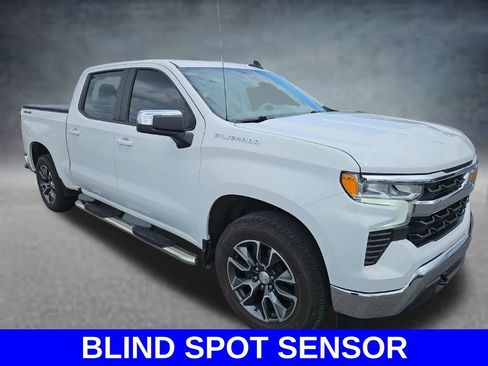 Used 2024 Chevrolet Silverado 1500 LT AWD/4WD image 6