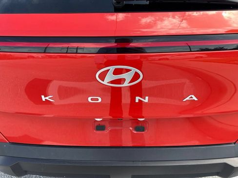 Used 2024 Hyundai Kona SEL AWD/4WD image 31