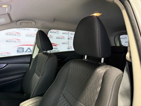 Used 2020 Nissan Rogue SV image 31