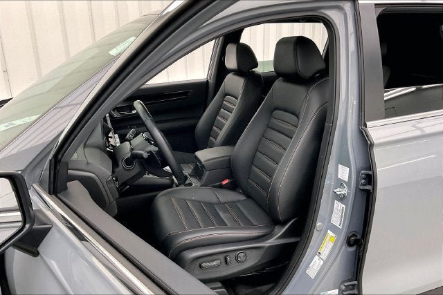 Used 2025 Honda CR-V Sport Touring image 8