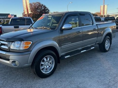 Used 2004 Toyota Tundra SR5 image 1