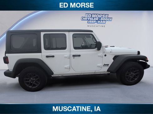 Used 2024 Jeep Wrangler Sport S image 6