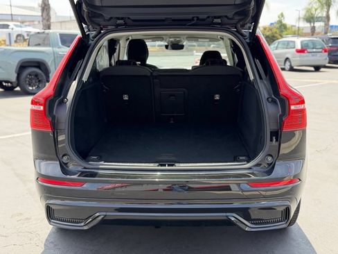 Used 2025 Volvo XC60 B5 Plus AWD/4WD image 16