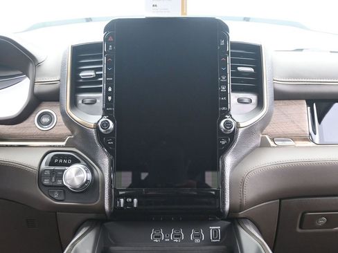 New 2025 RAM 1500 Limited image 25