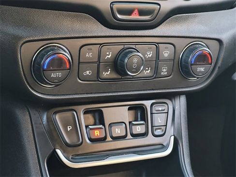 Used 2019 GMC Terrain Denali w/ Advanced Safety Package image 25