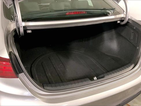 Used 2022 Kia Forte GT-Line w/ GT-Line Premium Package FWD image 4
