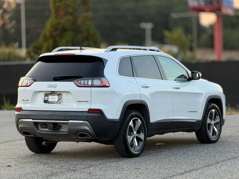 Used 2019 Jeep Cherokee Limited w/ Trailer Tow Group AWD/4WD image 9