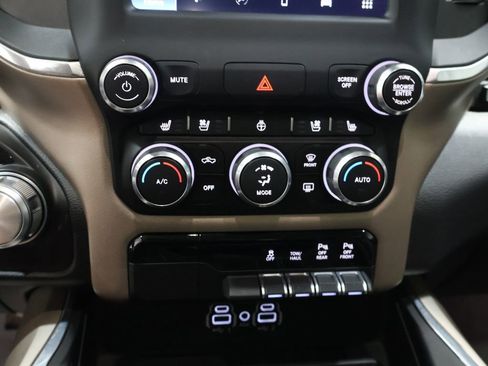 Used 2022 RAM 1500 Laramie image 28