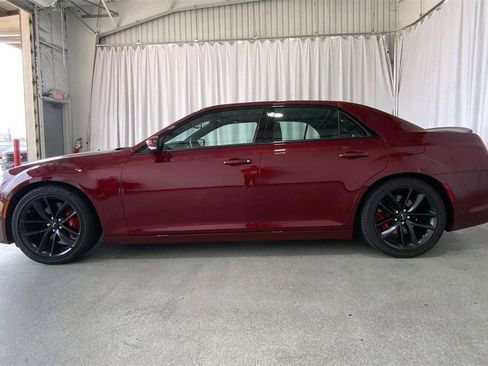 Used 2023 Chrysler 300 C image 26