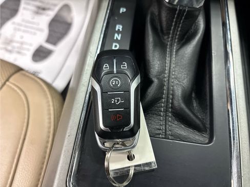 Used 2016 Ford F150 Lariat w/ Equipment Group 502A Luxury image 44