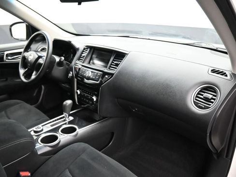 Used 2015 Nissan Pathfinder S image 51