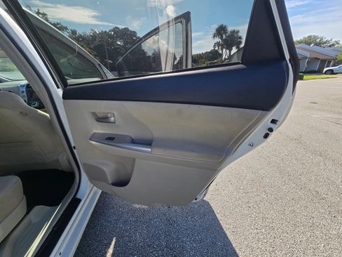Used 2013 Toyota Prius V Three FWD image 25