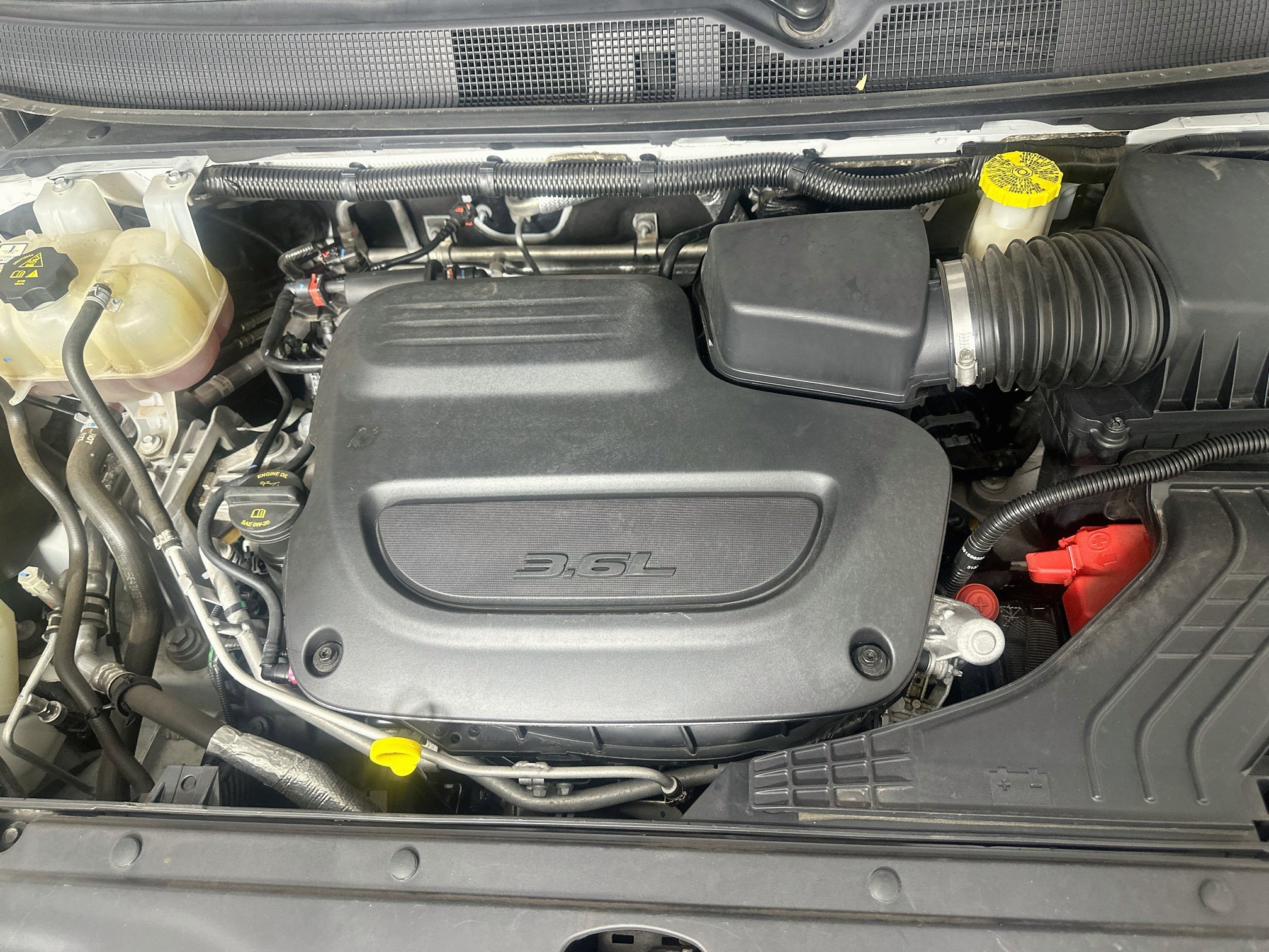 Used 2023 Chrysler Pacifica Touring-L FWD image 32