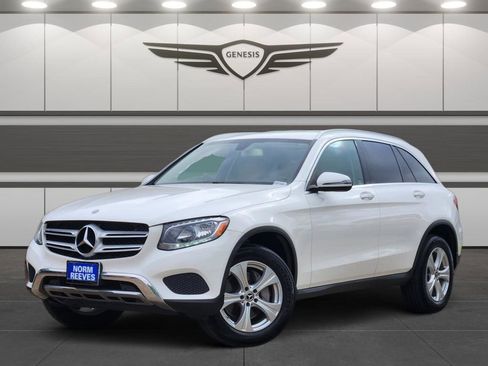 Used 2018 Mercedes-Benz GLC 300 4MATIC image 1