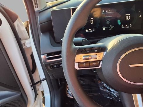 Used 2025 Hyundai Tucson SEL image 11