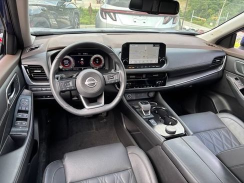 Certified 2023 Nissan Rogue Platinum AWD/4WD image 13