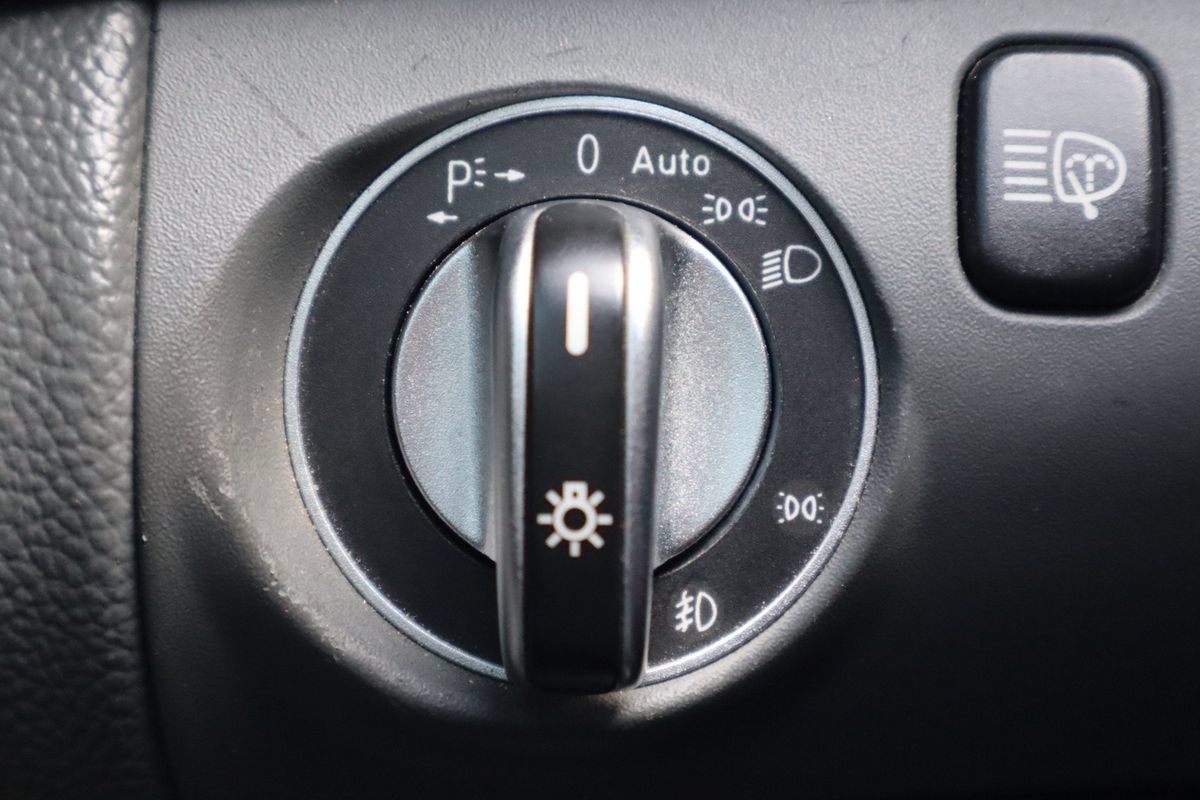 Used 2003 Mercedes-Benz SL 500 image 21