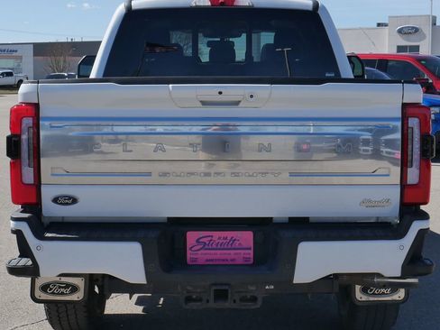 Used 2025 Ford F350 Platinum w/ Platinum Plus Package image 10