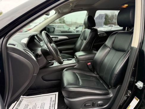 Used 2018 Nissan Pathfinder SL w/ SL Premium Package image 12