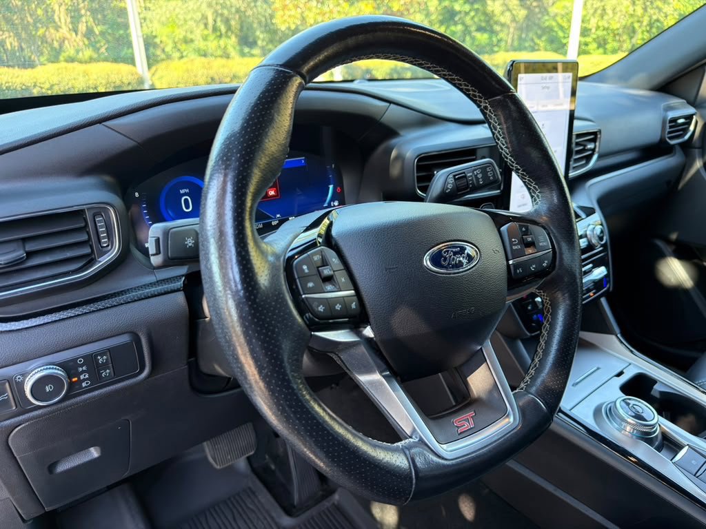 Used 2022 Ford Explorer ST w/ Equipment Group 401A AWD/4WD image 15