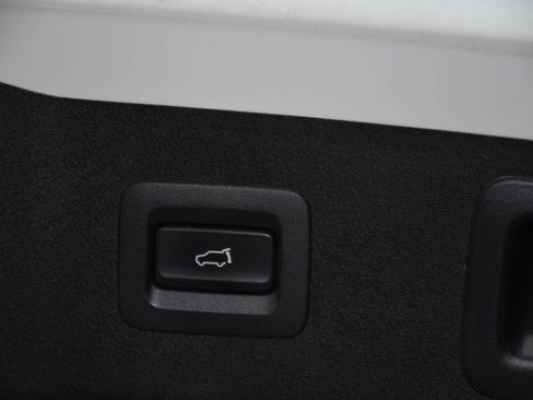 Used 2018 MAZDA CX-5 Touring w/ Preferred Equipment Package image 19