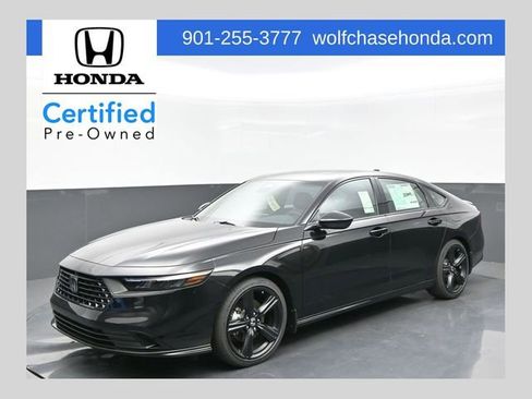 Used 2025 Honda Accord Sport image 1