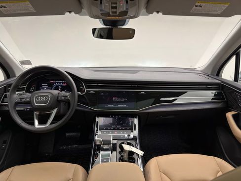 Used 2025 Audi Q7 2.0T Premium image 8