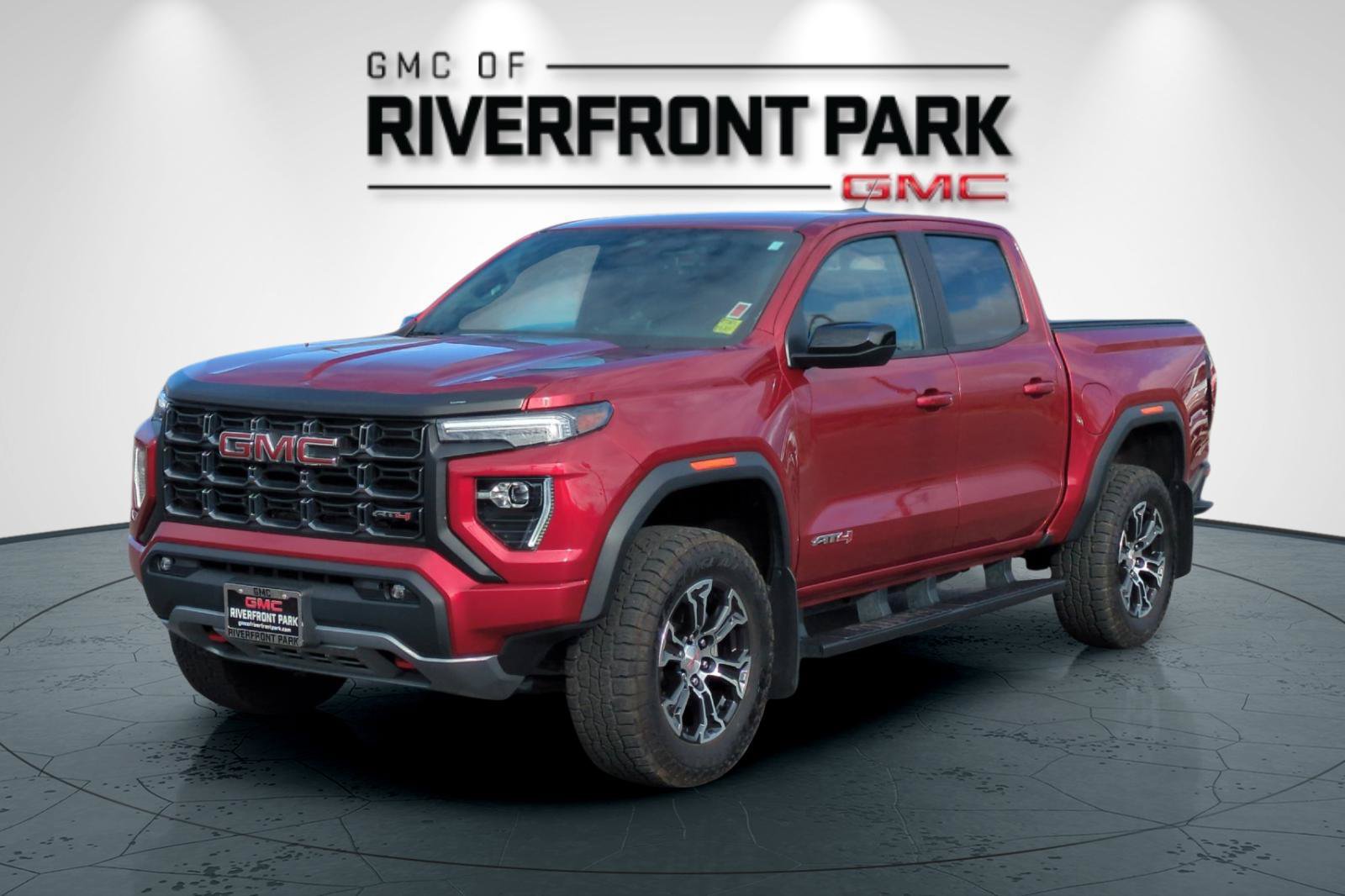 Used 2023 GMC Canyon AT4 w/ AT4 Premium Package AWD/4WD image 7