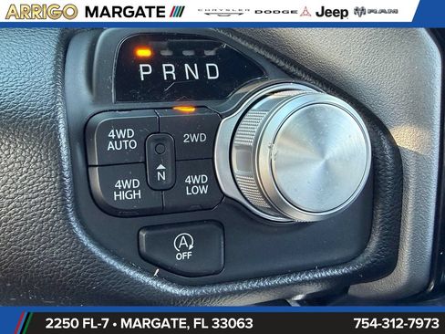Used 2024 RAM 1500 Laramie AWD/4WD image 25