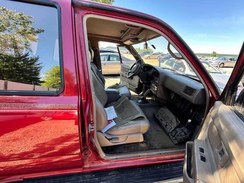 Used 1995 Toyota 4Runner SR5 AWD/4WD image 30
