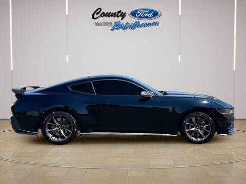 Used 2026 Ford Mustang Dark Horse RWD image 6