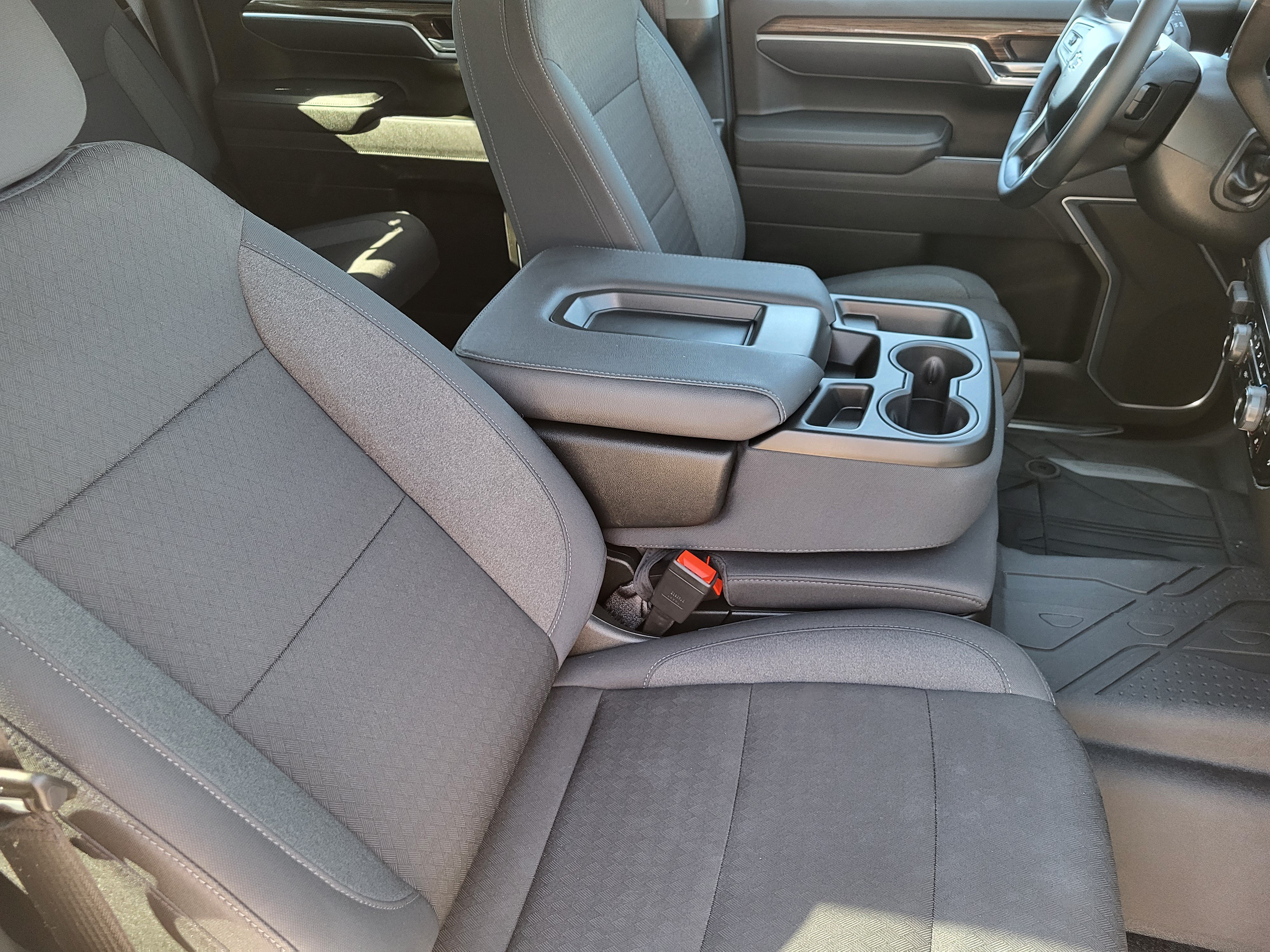 Used 2025 Chevrolet Silverado 1500 RST w/ Rally Edition AWD/4WD image 14