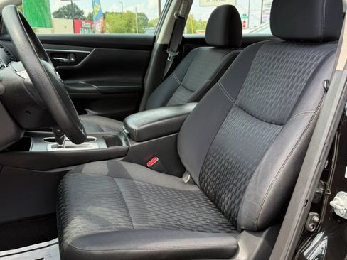 Used 2017 Nissan Altima 2.5 S w/ Power Driver Seat Package FWD image 10