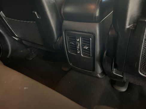 Certified 2023 Dodge Durango GT image 25