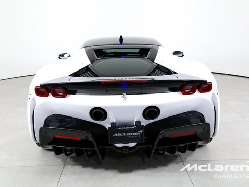 Used 2022 Ferrari SF90 Stradale AWD/4WD image 7