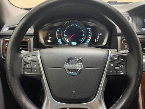 Used 2014 Volvo XC70 T6 AWD/4WD image 15