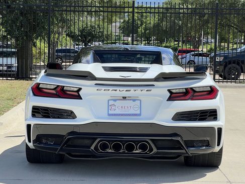 Used 2025 Chevrolet Corvette Z06 w/ Stealth Interior Trim Package RWD image 4