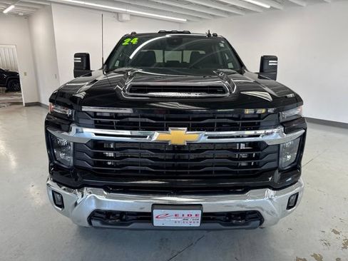 Used 2024 Chevrolet Silverado 2500 LT w/ All Star Edition AWD/4WD image 5