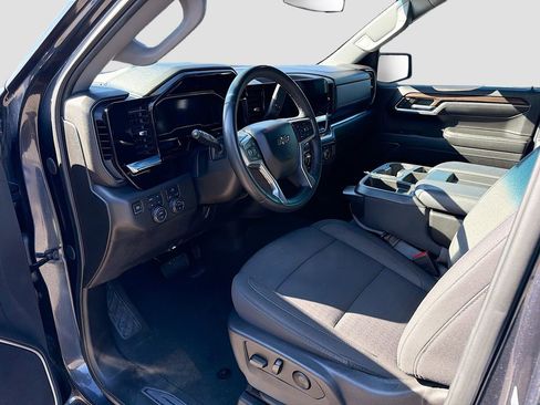 Used 2024 Chevrolet Silverado 1500 RST w/ Z71 Off-Road Package image 27