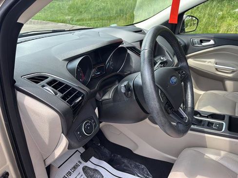 Used 2018 Ford Escape SEL AWD/4WD image 13