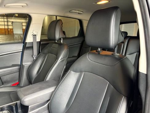 Used 2023 Kia Sportage EX image 21