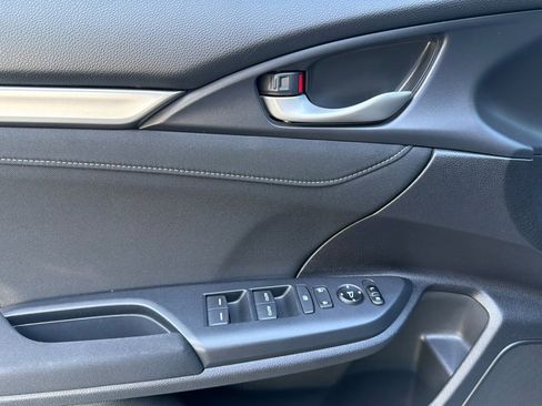Used 2018 Honda Civic EX image 12