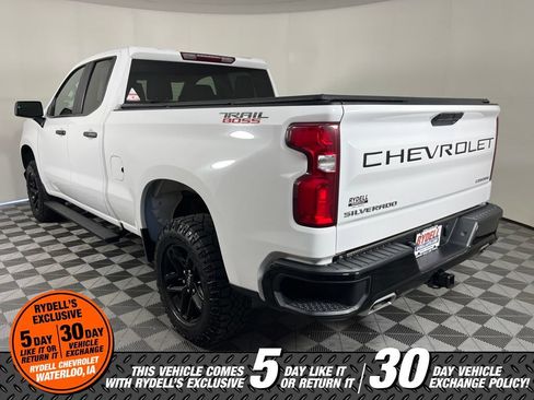 Used 2020 Chevrolet Silverado 1500 Custom Trail Boss w/ Custom Convenience Package AWD/4WD image 8