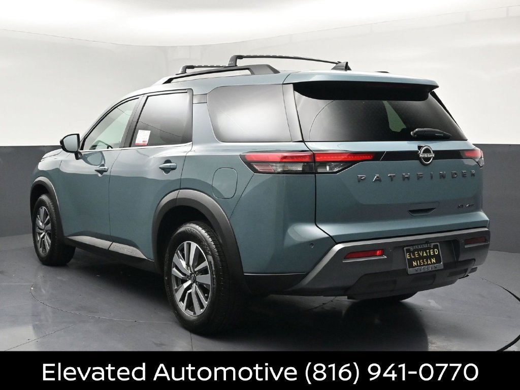 Certified 2026 Nissan Pathfinder SL AWD/4WD image 2