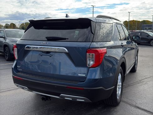 Used 2020 Ford Explorer XLT w/ Equipment Group 202A image 5