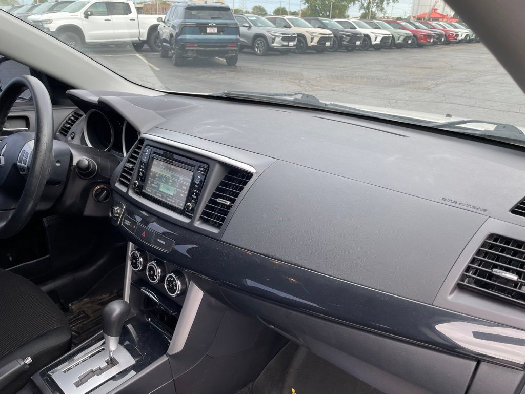 Used 2017 Mitsubishi Lancer SE AWD/4WD image 10